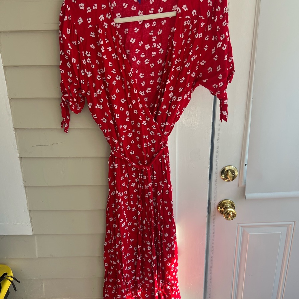 Seraphine red floral maternity midi wrap dress red white floral
